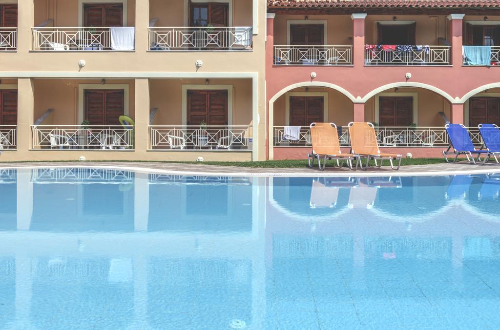 Aronda Apartments Dassia  Ngoại thất bức ảnh