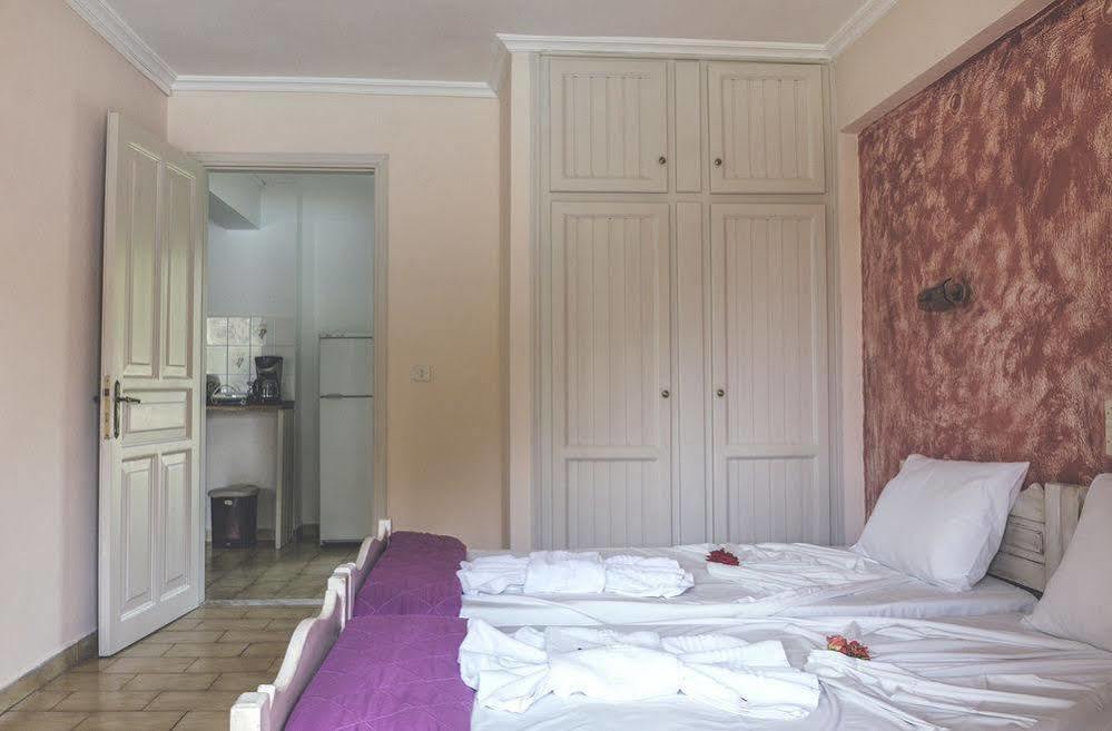 Aronda Apartments Dassia  Ngoại thất bức ảnh
